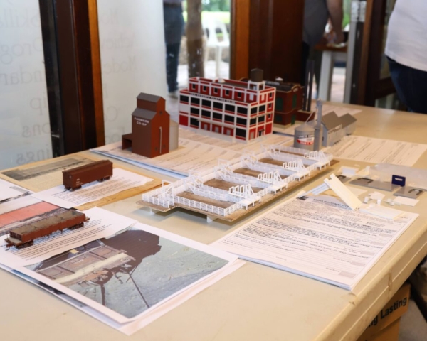 Models in contest on display